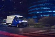 Renault Trucks E-Tech Master driving in the city at night