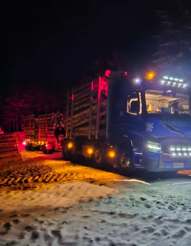 Timber truck